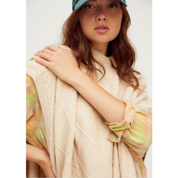 Free People Cream Harbour Stripe Cable knit Poncho Sweater Sz O/S NWT - Picture 5 of 13